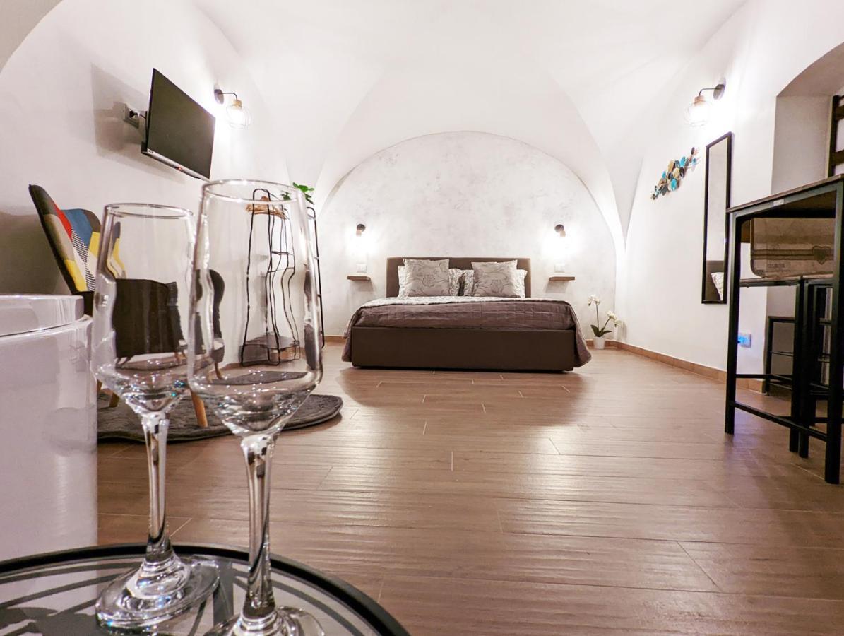 Dama Suite Love & Private Jacuzzi บารี ภายนอก รูปภาพ